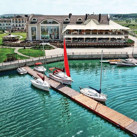 Robinson Club Resort & Spa Minsk Exterior photo